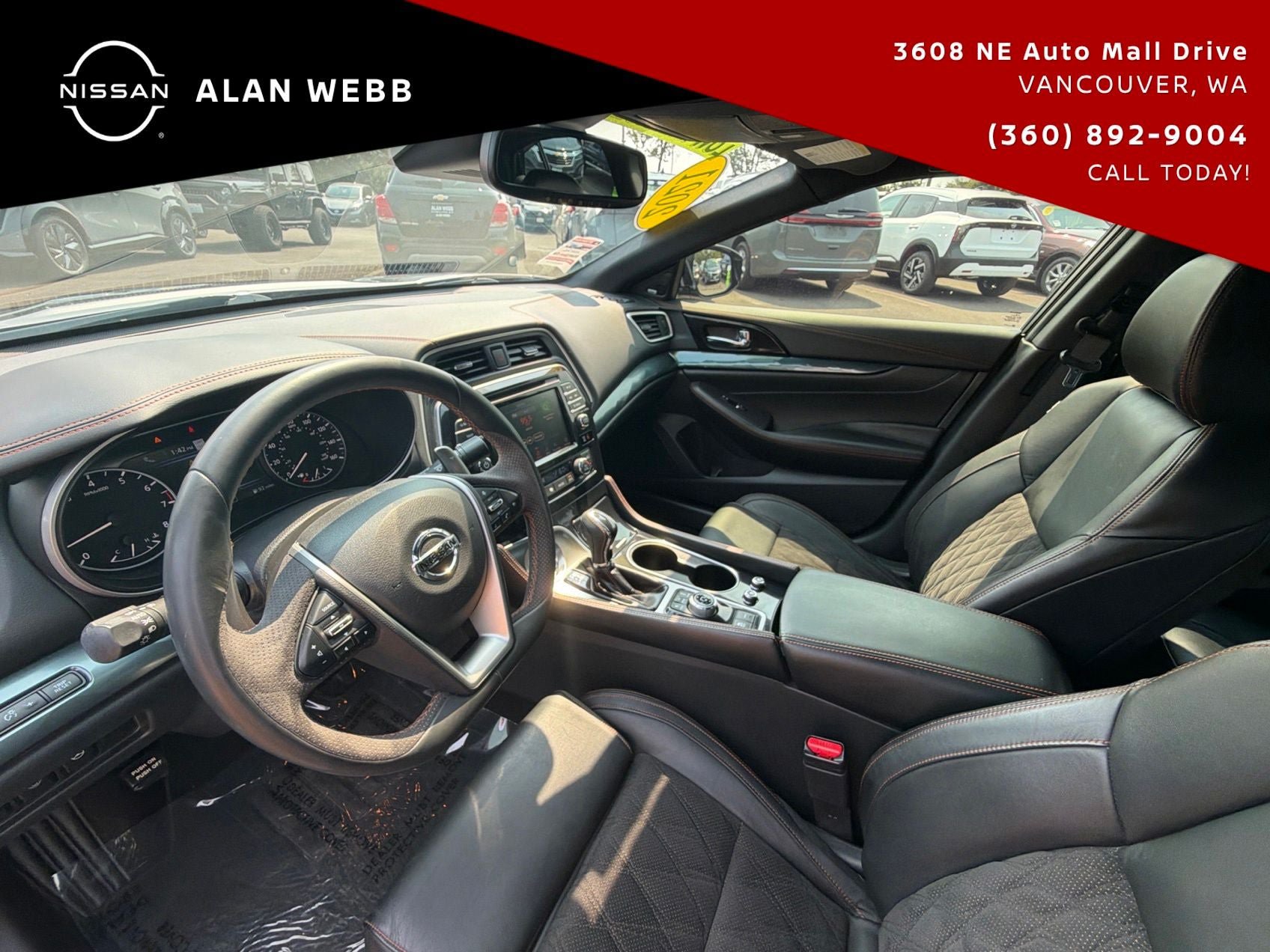 Used 2021 Nissan Maxima SR w/ Sport Mat Group FWD image 11