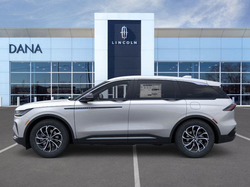 New 2026 Lincoln Nautilus Premier AWD/4WD image 3