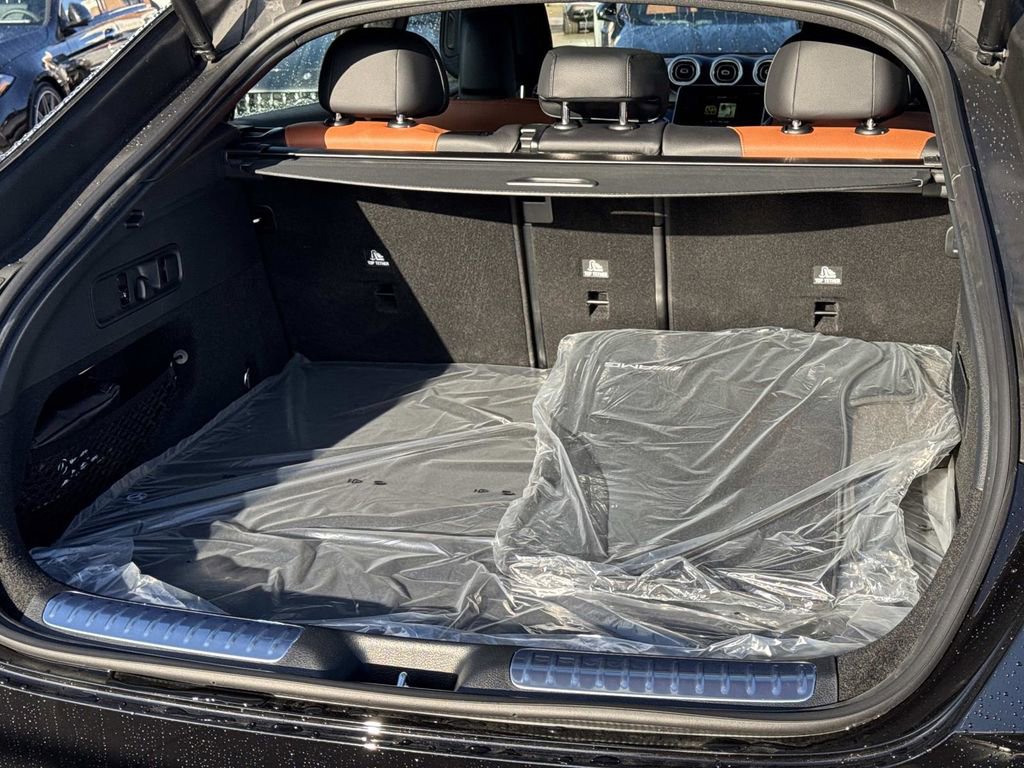 New 2026 Mercedes-Benz GLC 43 AMG 4MATIC Coupe image 6
