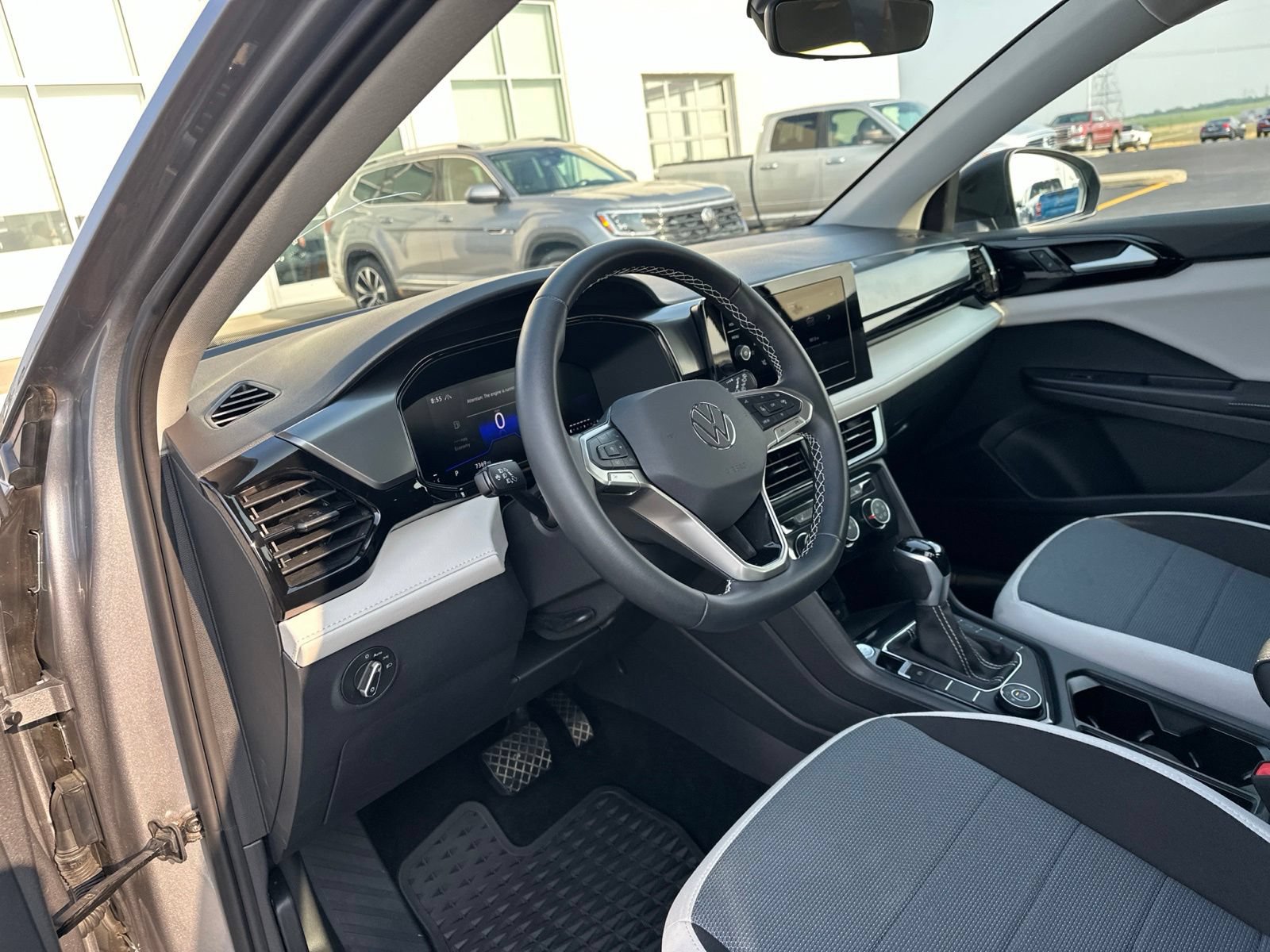 Certified 2025 Volkswagen Taos S AWD/4WD image 13