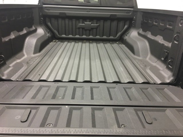 Used 2025 Chevrolet Colorado Z71 w/ Technology Package image 15