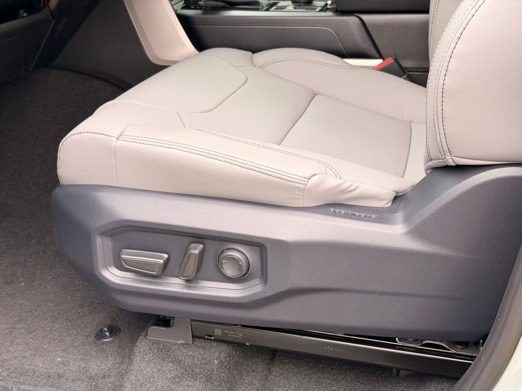 New 2026 Toyota Tundra SR5 AWD/4WD image 16