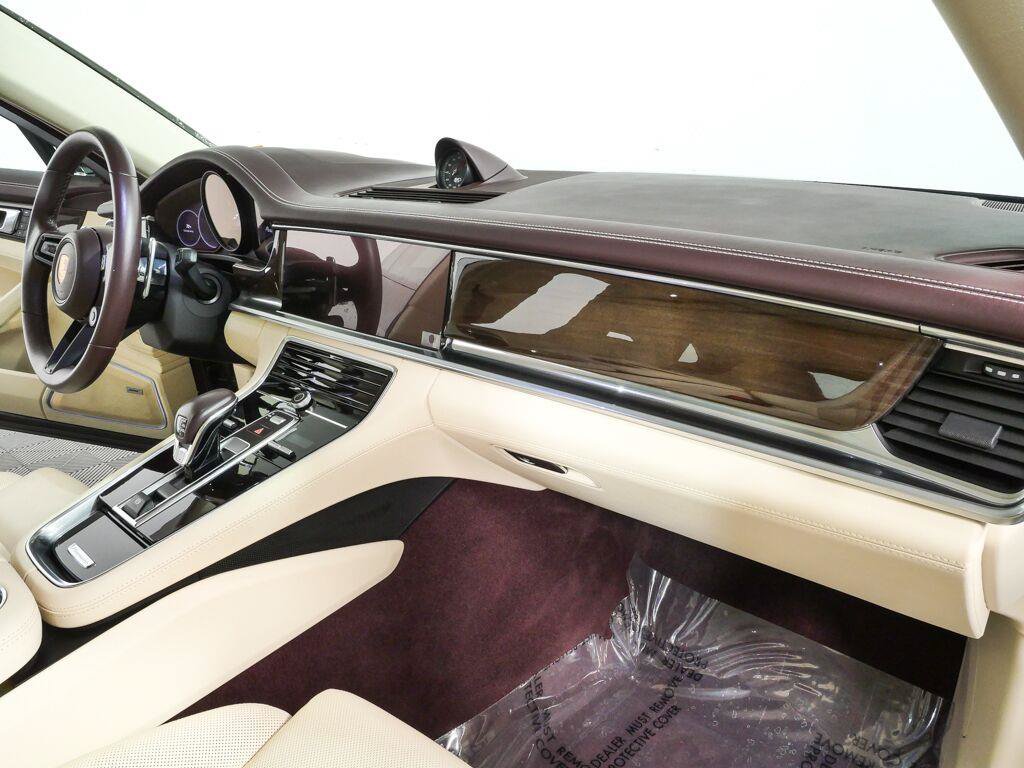 Used 2023 Porsche Panamera 4 AWD/4WD image 27