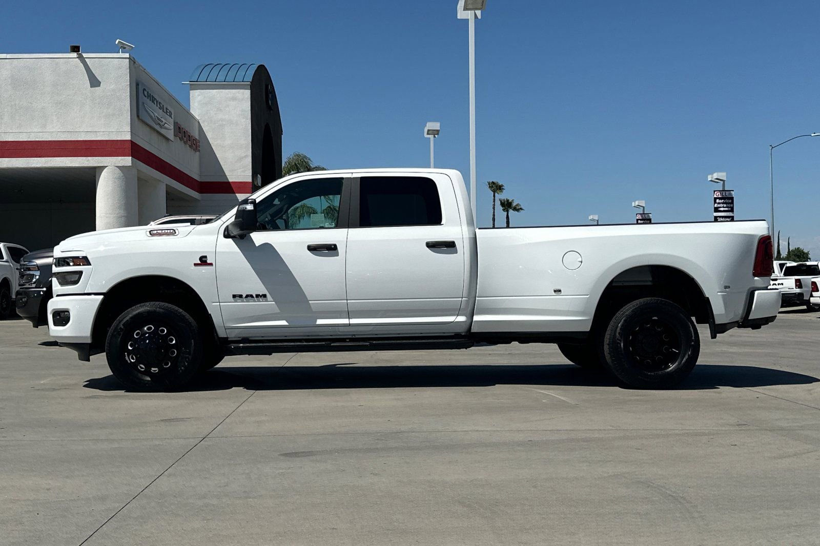 New 2026 RAM 3500 Big Horn AWD/4WD image 3