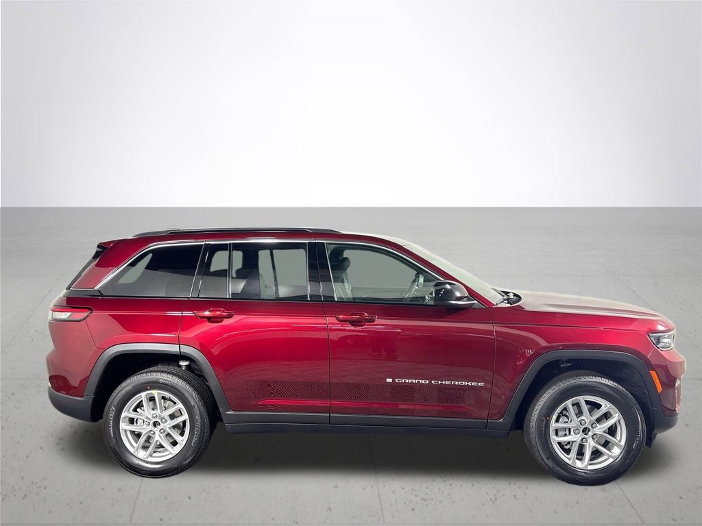 New 2026 Jeep Grand Cherokee Laredo AWD/4WD image 5