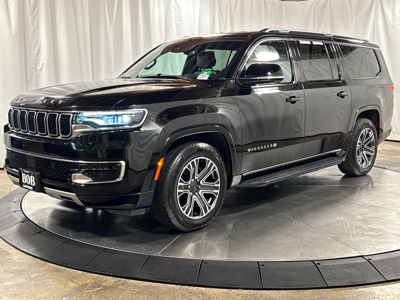 Used 2024 Jeep Wagoneer L Series II w/ Flexible Seating Group