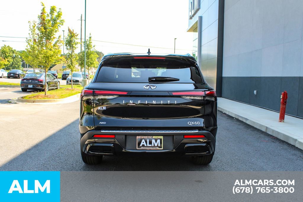 Used 2024 INFINITI QX60 Luxe w/ Cargo Package image 11