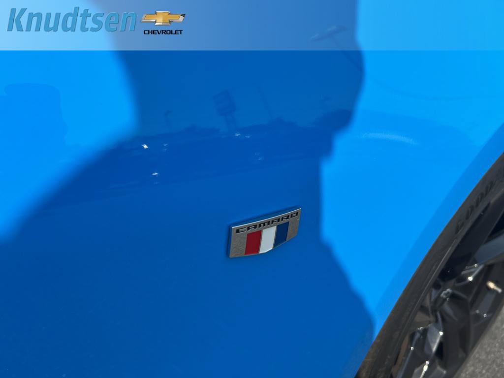 Certified 2023 Chevrolet Camaro SS RWD image 6