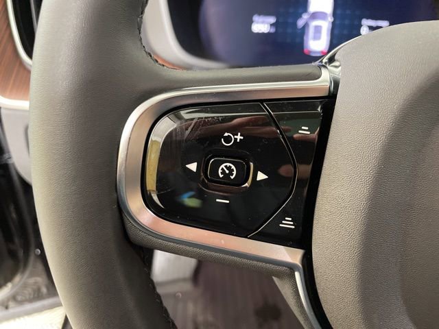 Certified 2024 Volvo XC60 T8 Plus w/ Protection Package Premier image 22