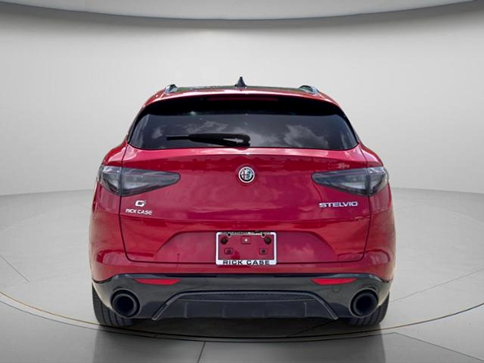 Used 2024 Alfa Romeo Stelvio Veloce AWD/4WD image 6