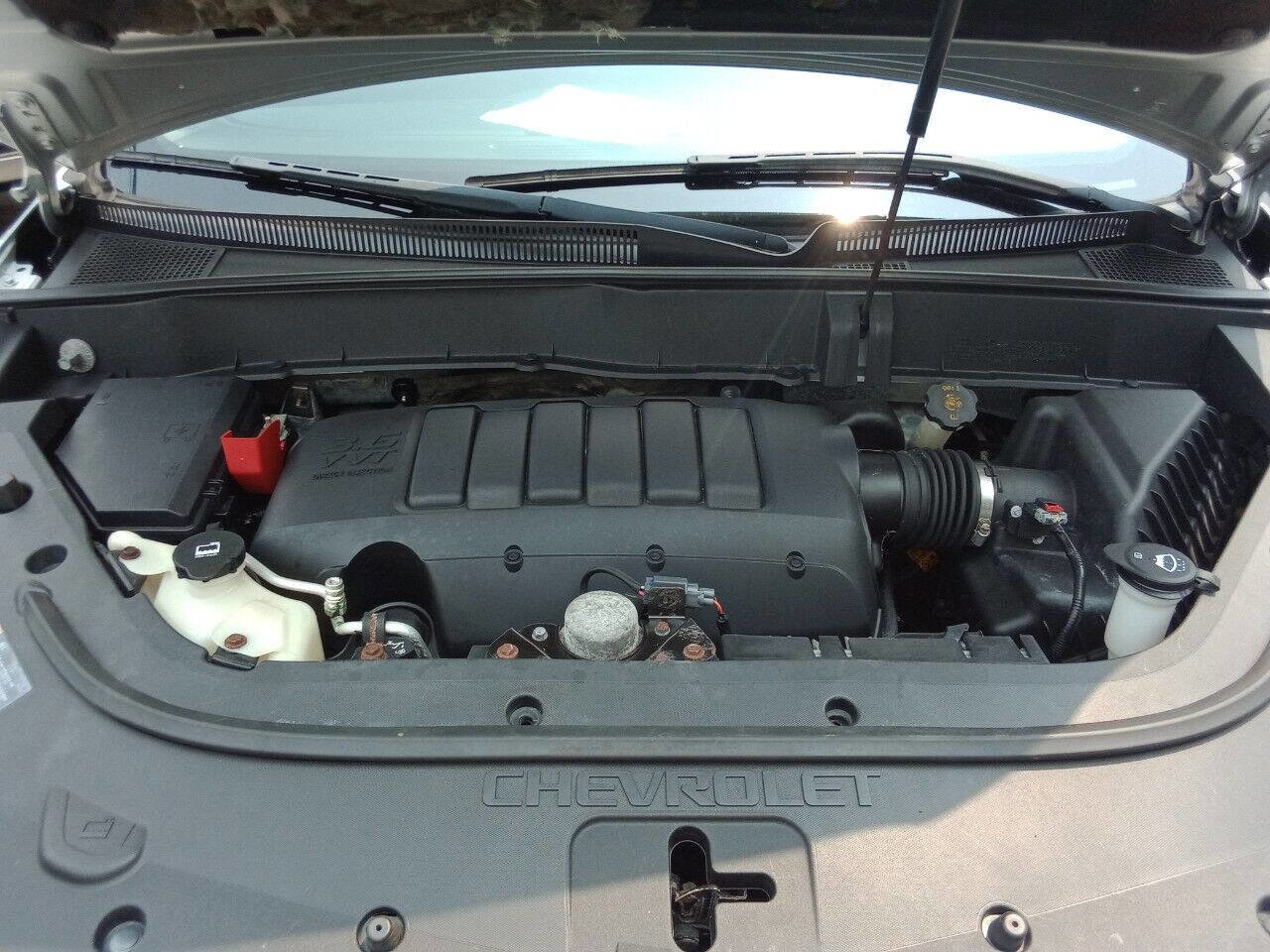 Used 2012 Chevrolet Traverse LT FWD image 14