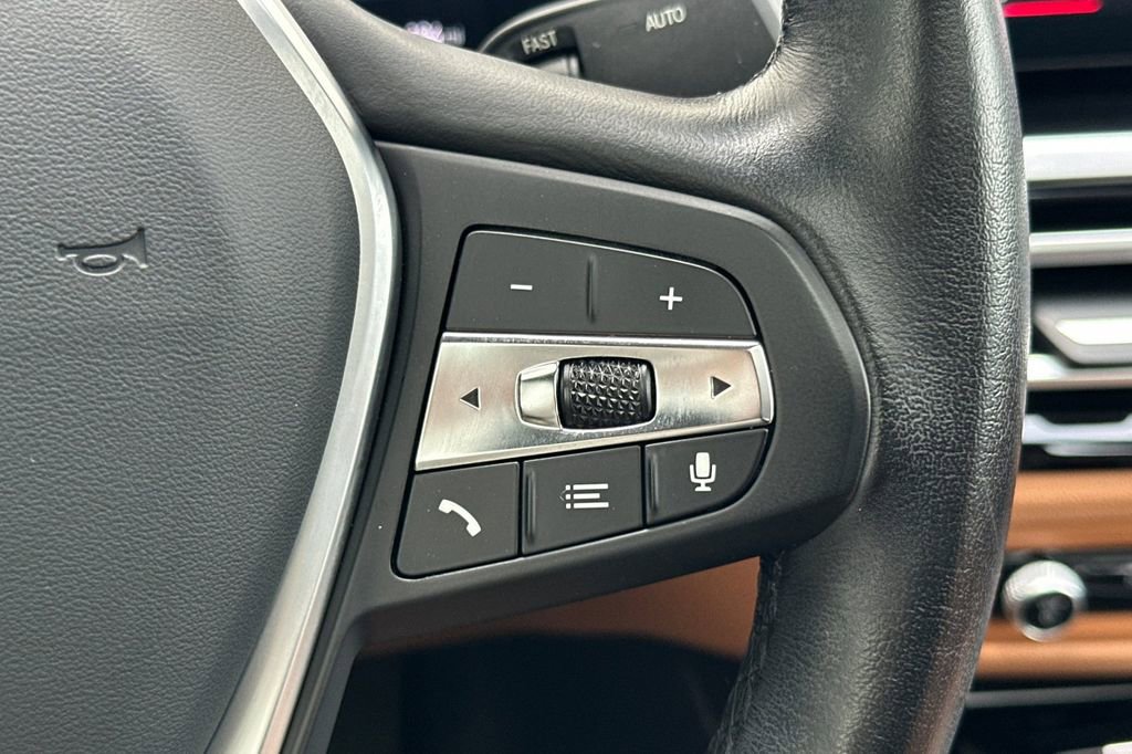 Used 2023 BMW i4 eDrive40 w/ Premium Package image 27