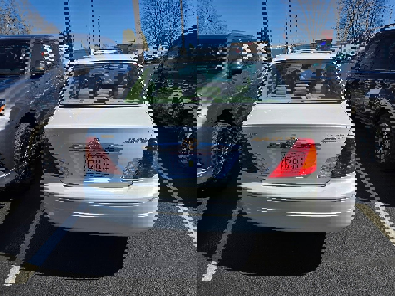 Used 2000 Toyota Avalon XLS image 8