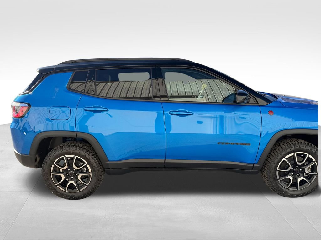 New 2026 Jeep Compass Trailhawk w/ Sun, Sound & Navigation Group image 7