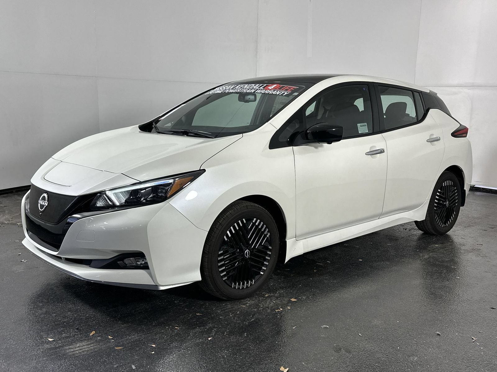 New 2025 Nissan Leaf SV Plus FWD image 4
