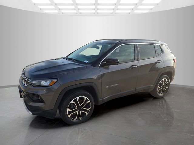 Used 2022 Jeep Compass Limited AWD/4WD image 2