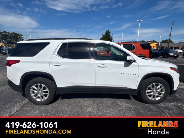 Used 2020 Chevrolet Traverse LT w/ Driver Confidence II Package AWD/4WD image 8