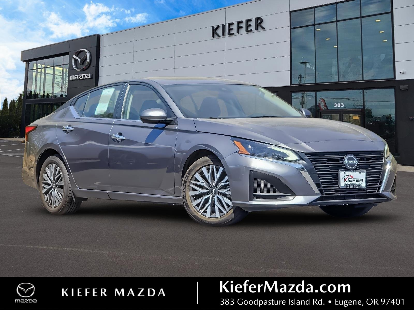 Used 2023 Nissan Altima 2.5 SV image 1
