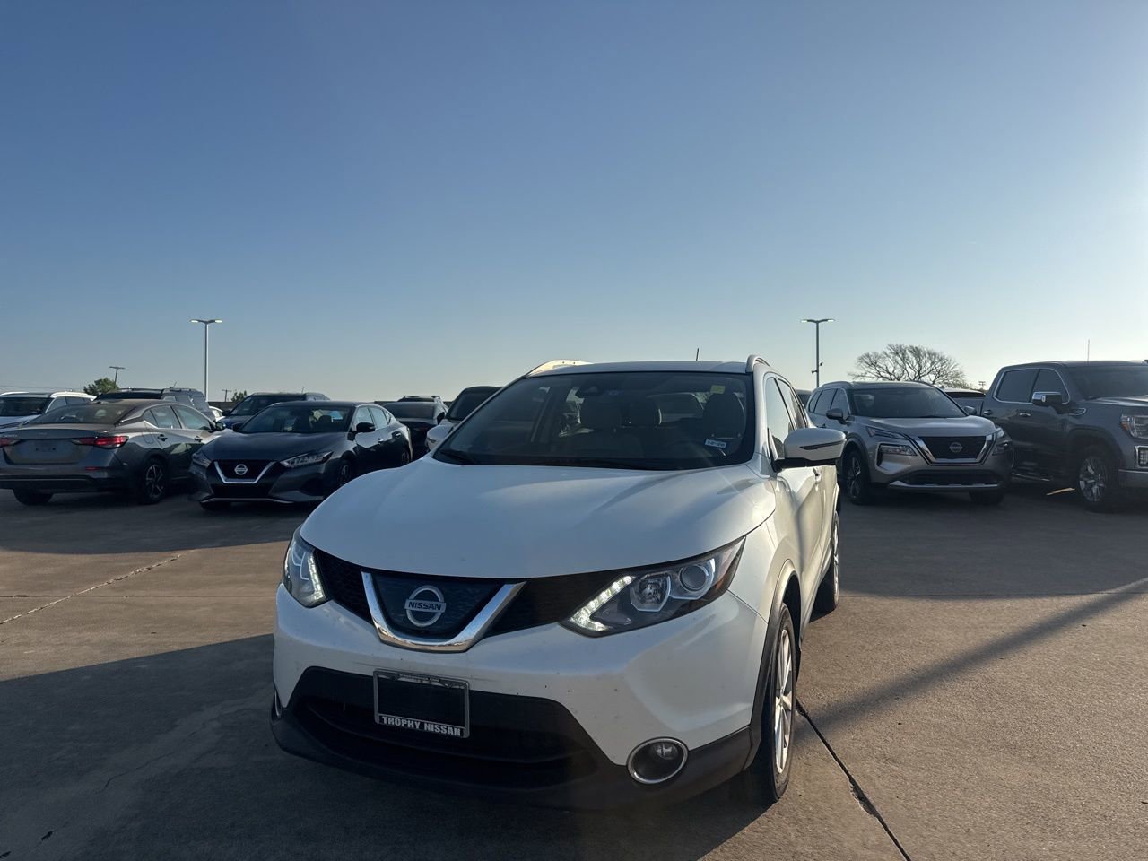 Used 2019 Nissan Rogue Sport SV w/ Technology Package image 5
