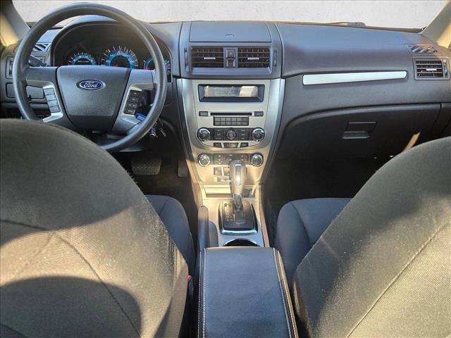 Used 2011 Ford Fusion SE image 17