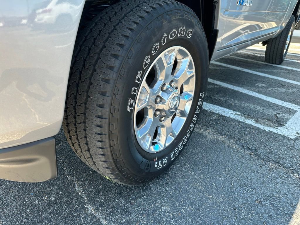 Used 2024 RAM 2500 Laramie w/ Safety Group AWD/4WD image 9