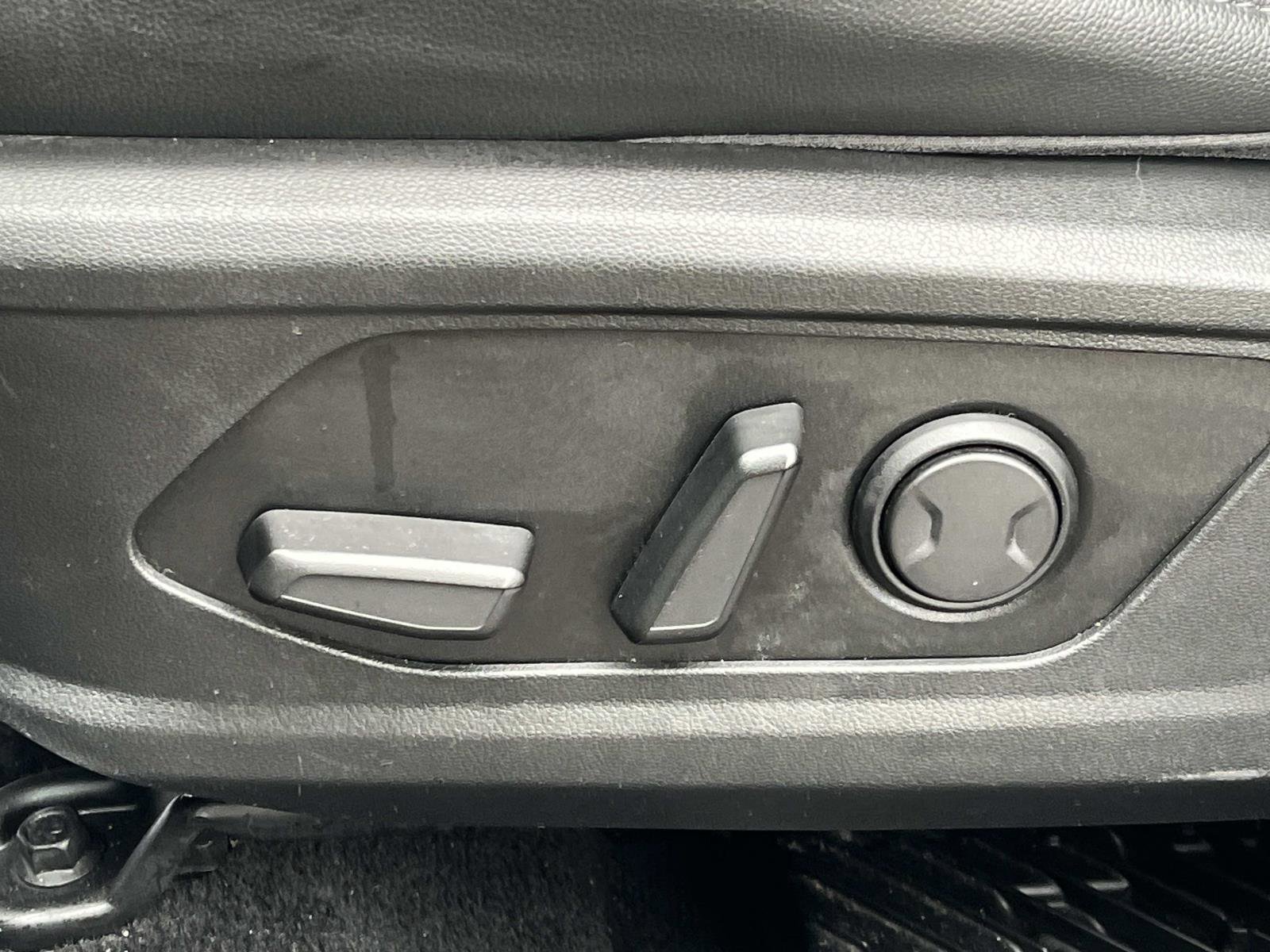 Used 2023 Hyundai Tucson Limited image 33