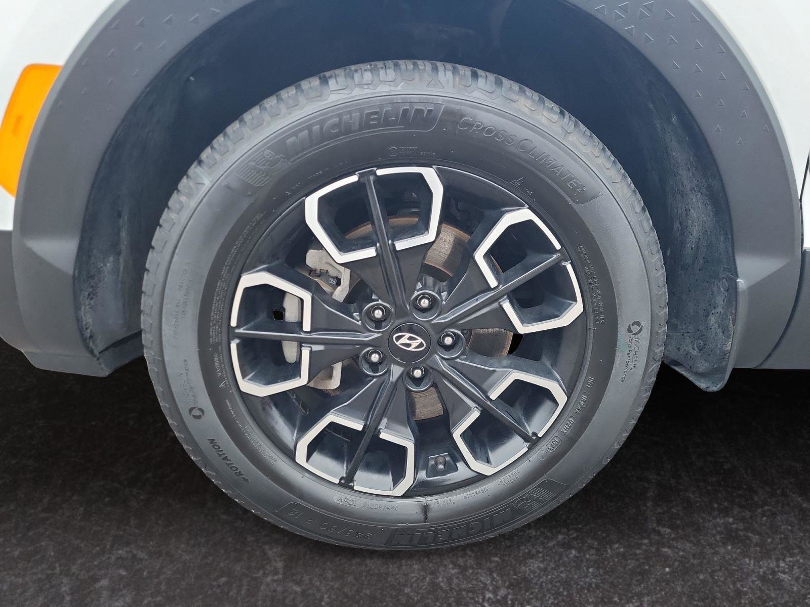 Used 2023 Hyundai Santa Cruz SEL w/ Activity Package image 15