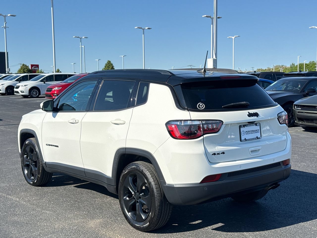 Used 2021 Jeep Compass Latitude w/ Sun and Sound Group AWD/4WD image 5