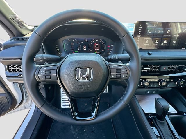 Used 2025 Honda Accord Sport image 12