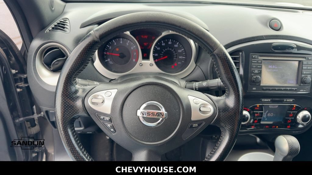 Used 2013 Nissan Juke SL FWD image 9