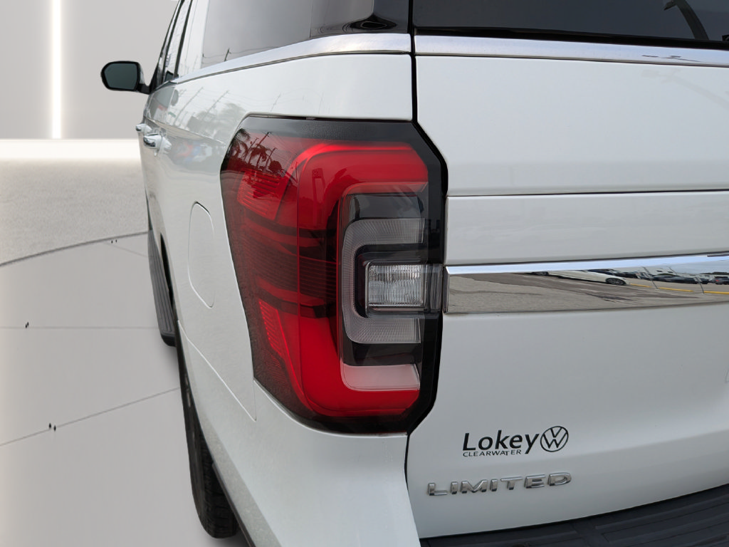 Used 2024 Ford Expedition Limited RWD image 8