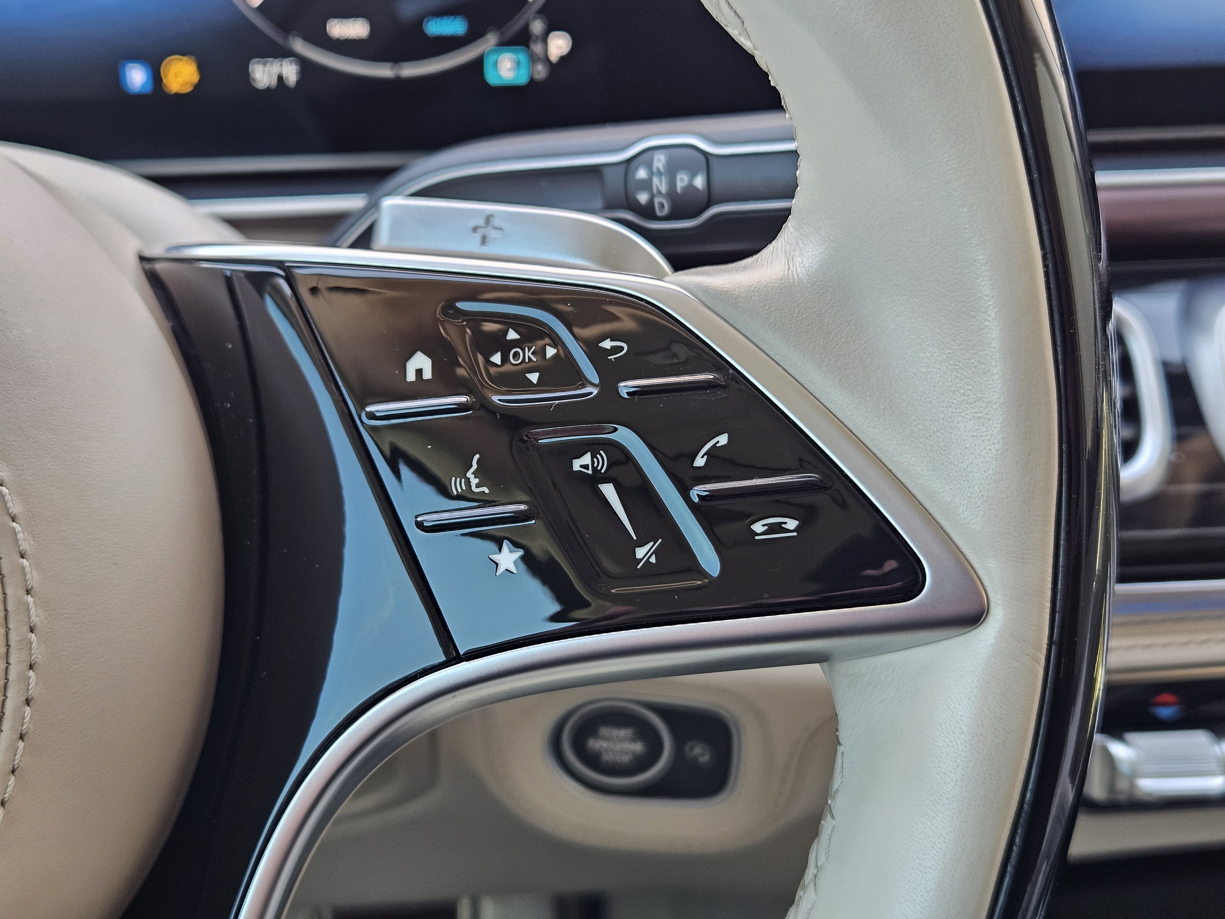 Certified 2024 Mercedes-Benz Maybach GLS 600 4MATIC image 29