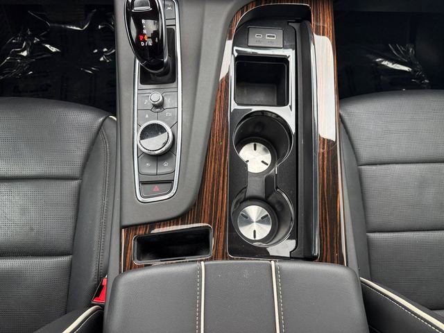 Used 2021 Cadillac Escalade ESV Premium Luxury AWD/4WD image 11