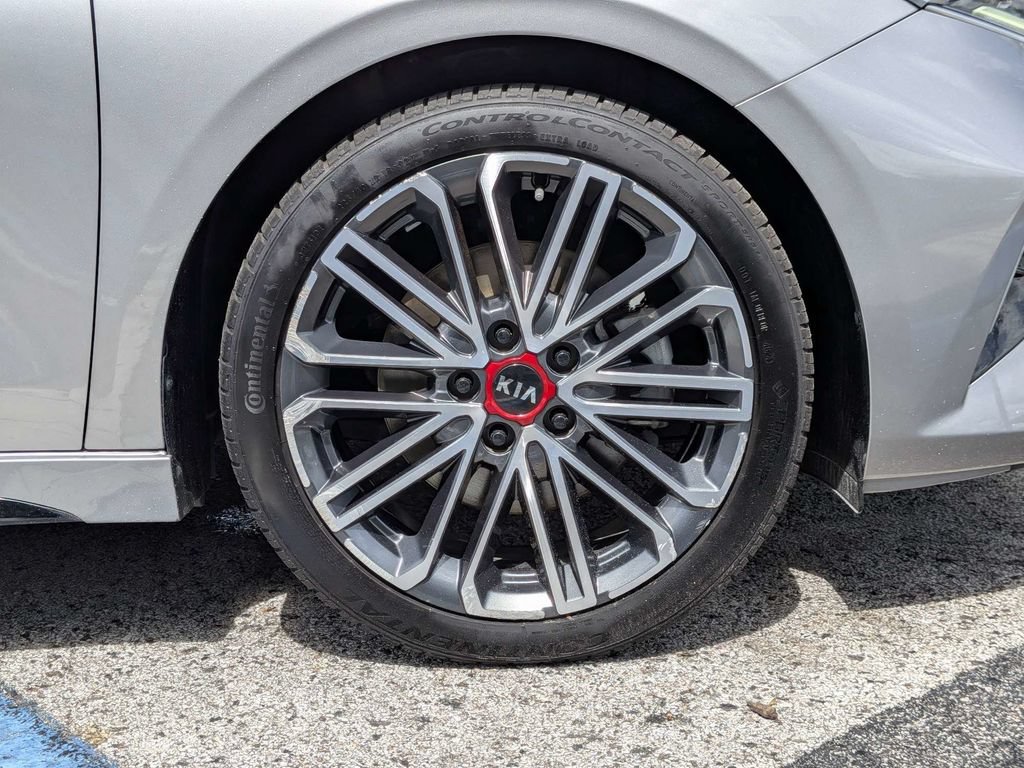 Used 2022 Kia Forte GT FWD image 11