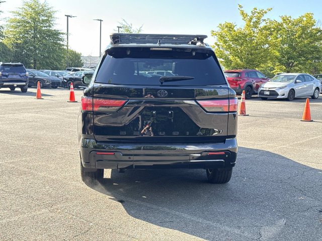 Used 2024 Toyota Sequoia Platinum AWD/4WD image 3