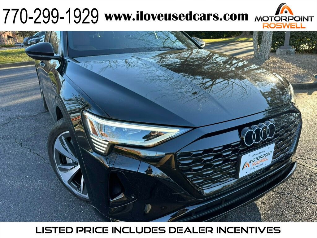 Used 2024 Audi Q8 e-tron Premium image 1