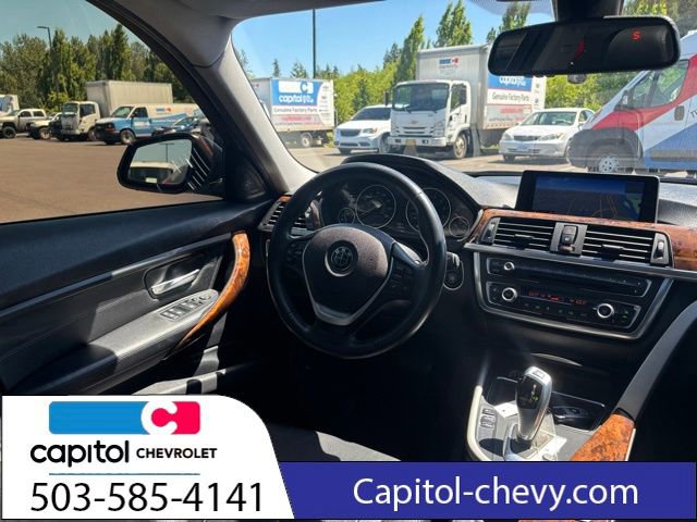 Used 2013 BMW 328i Sedan RWD image 10