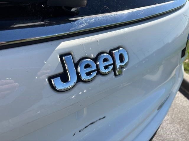 Used 2018 Jeep Compass Latitude w/ Cold Weather Group image 46