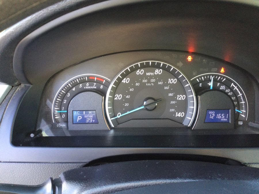 Used 2014 Toyota Camry LE image 15