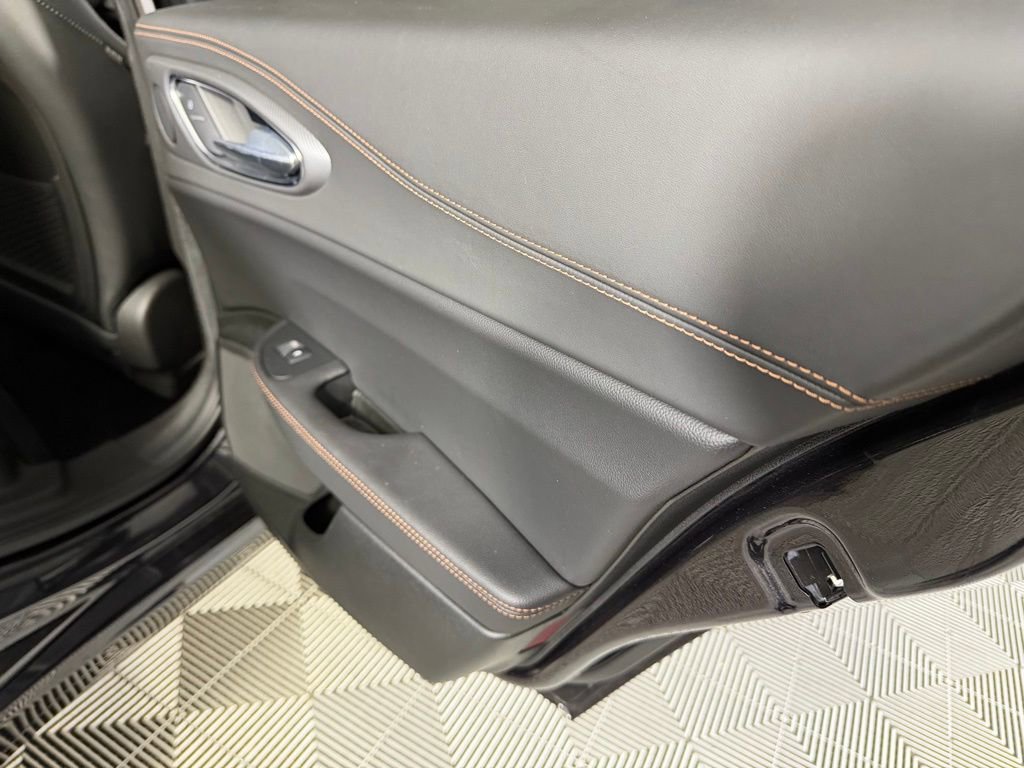 Used 2025 Alfa Romeo Giulia AWD image 31