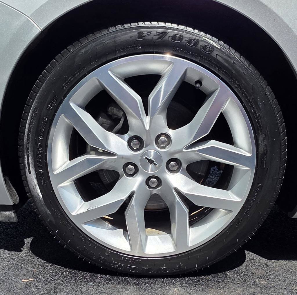 Used 2016 Chevrolet Impala LTZ FWD image 10