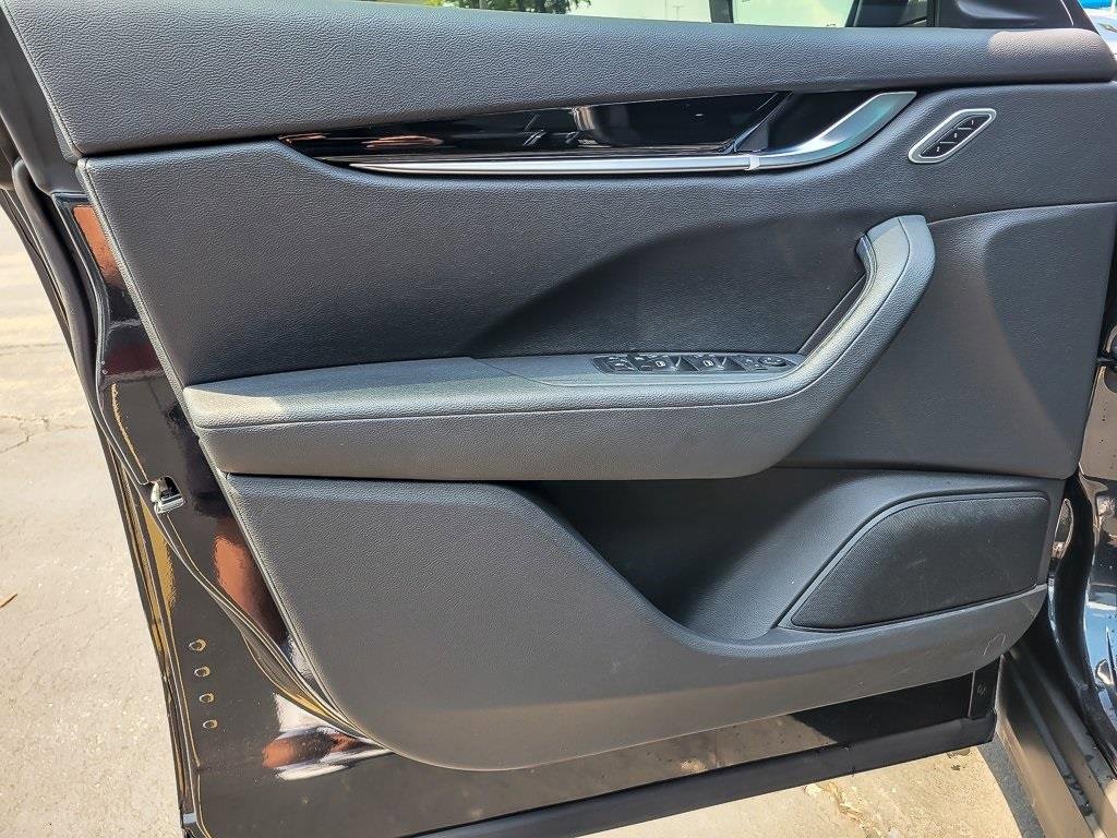 Used 2022 Maserati Levante GT image 18