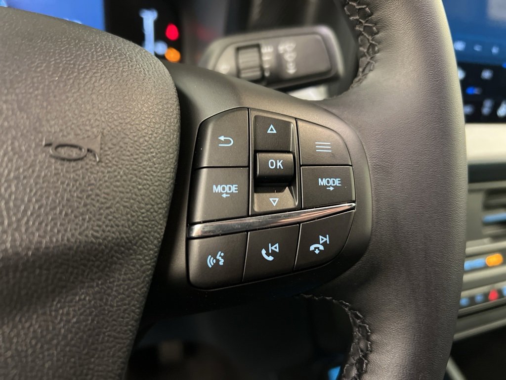 New 2025 Ford Maverick XLT w/ Equipment Group 301A image 18