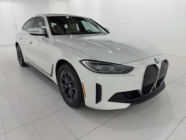 Certified 2023 BMW i4 eDrive35 w/ Premium Package RWD image 7