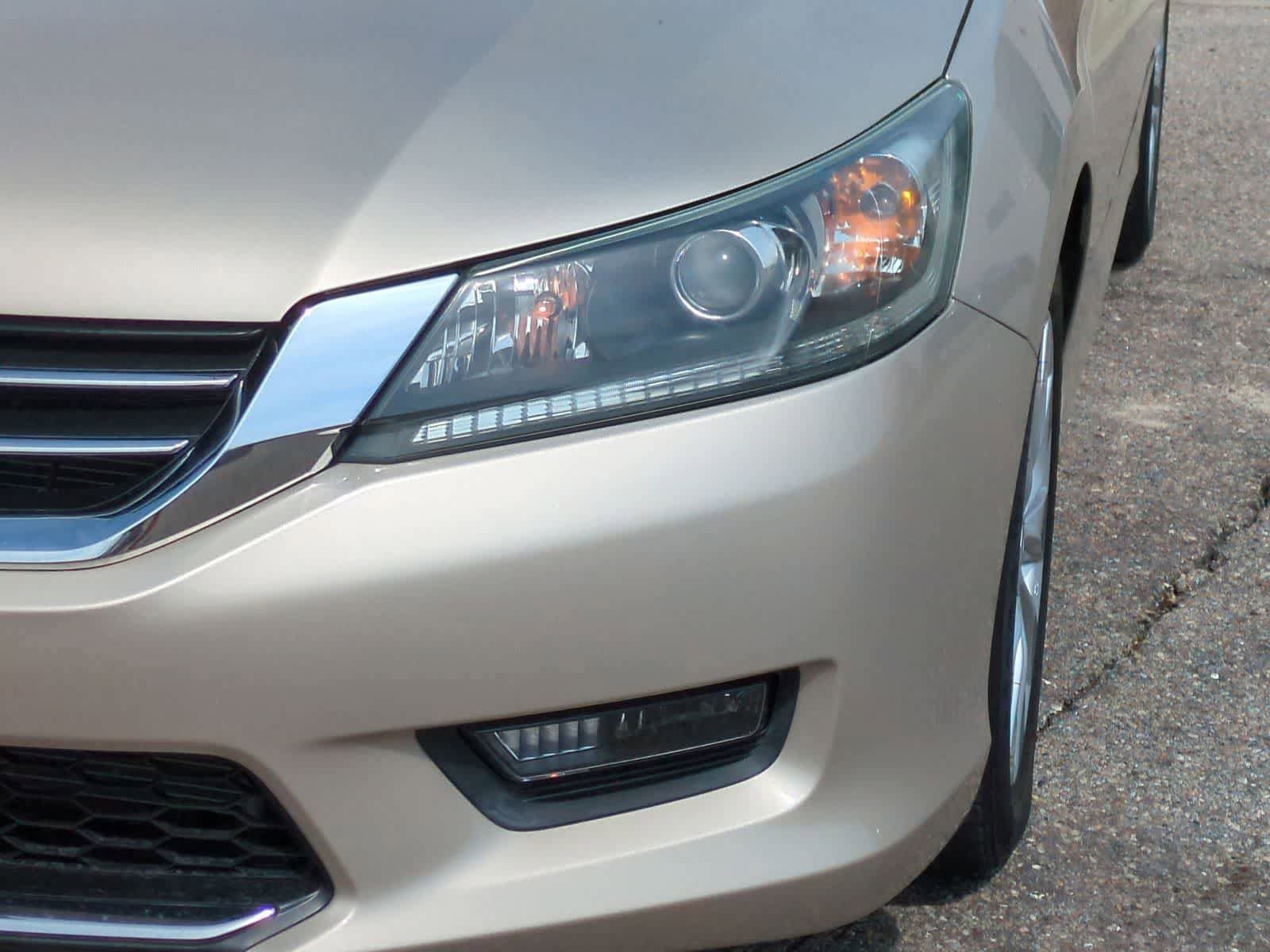 Used 2015 Honda Accord EX image 11