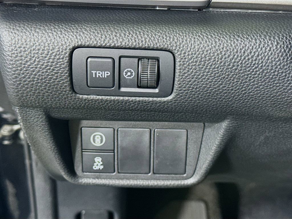 Used 2018 Honda Accord LX image 17