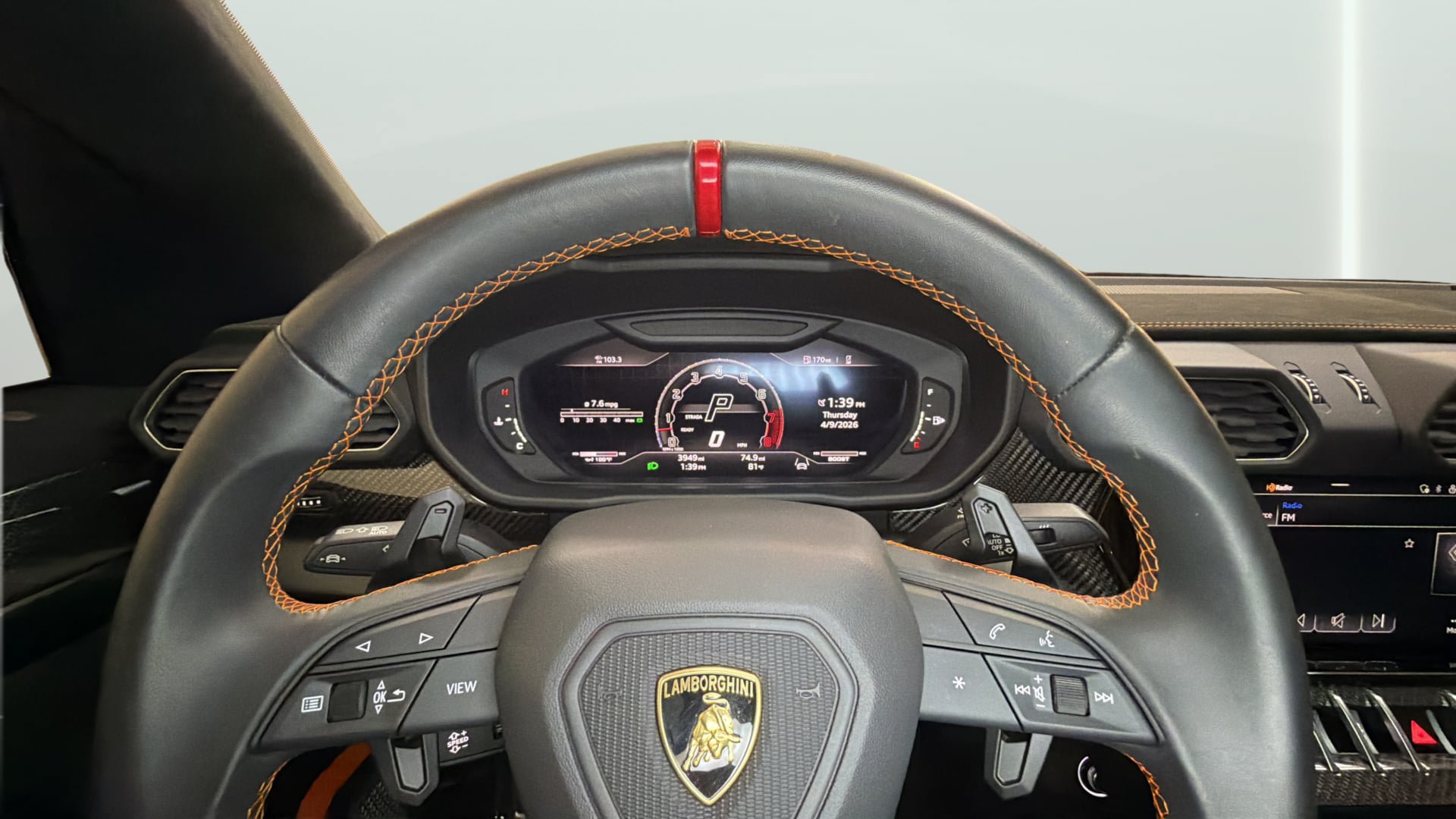 Used 2023 Lamborghini Urus Performante AWD/4WD image 30