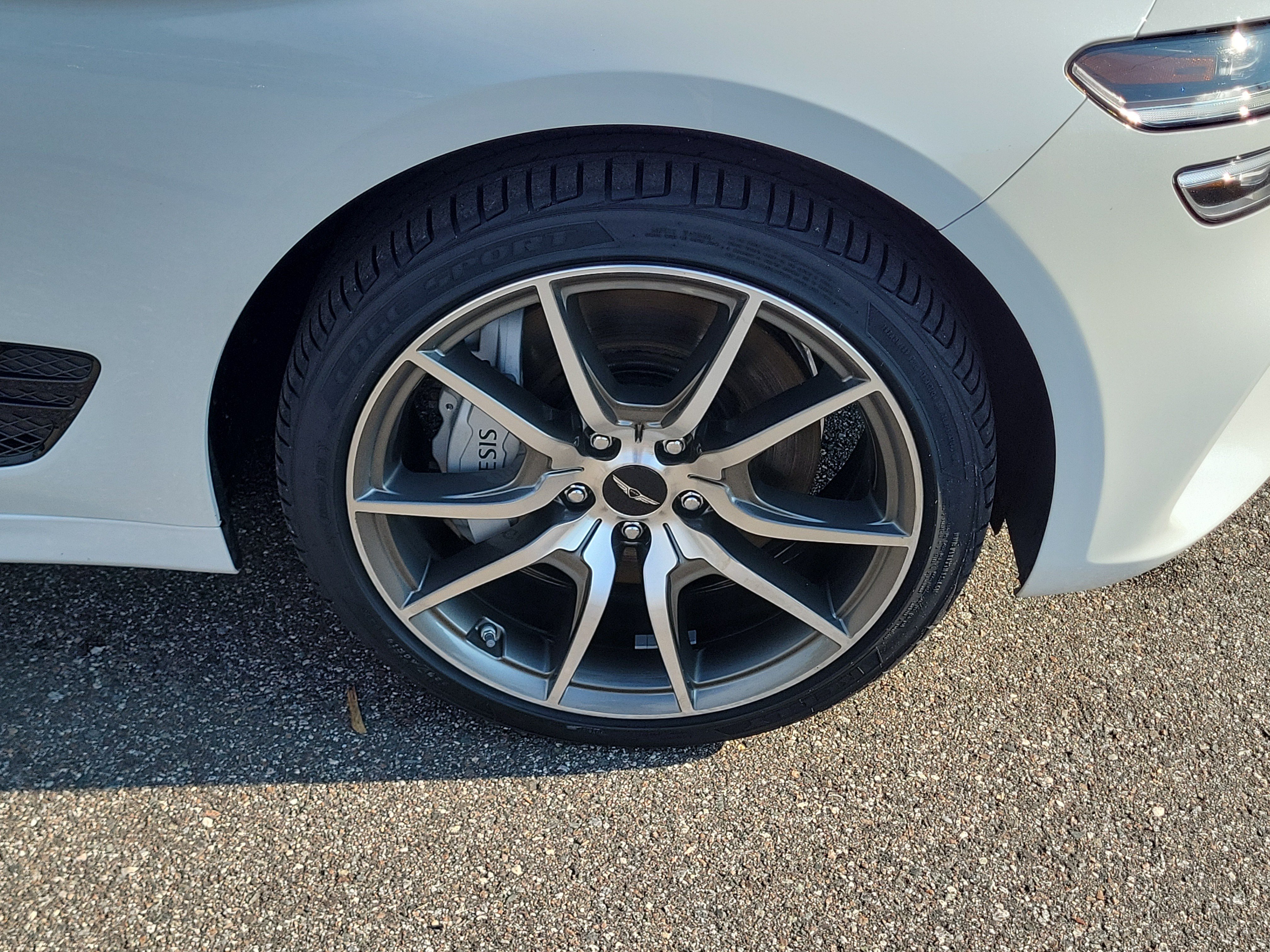 Used 2024 Genesis G70 2.5T AWD/4WD image 40