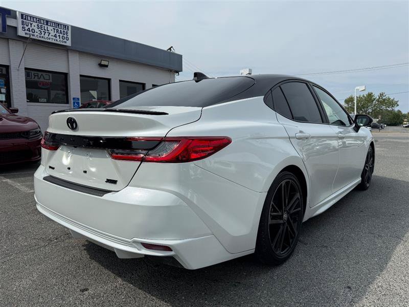Used 2025 Toyota Camry XSE FWD image 6