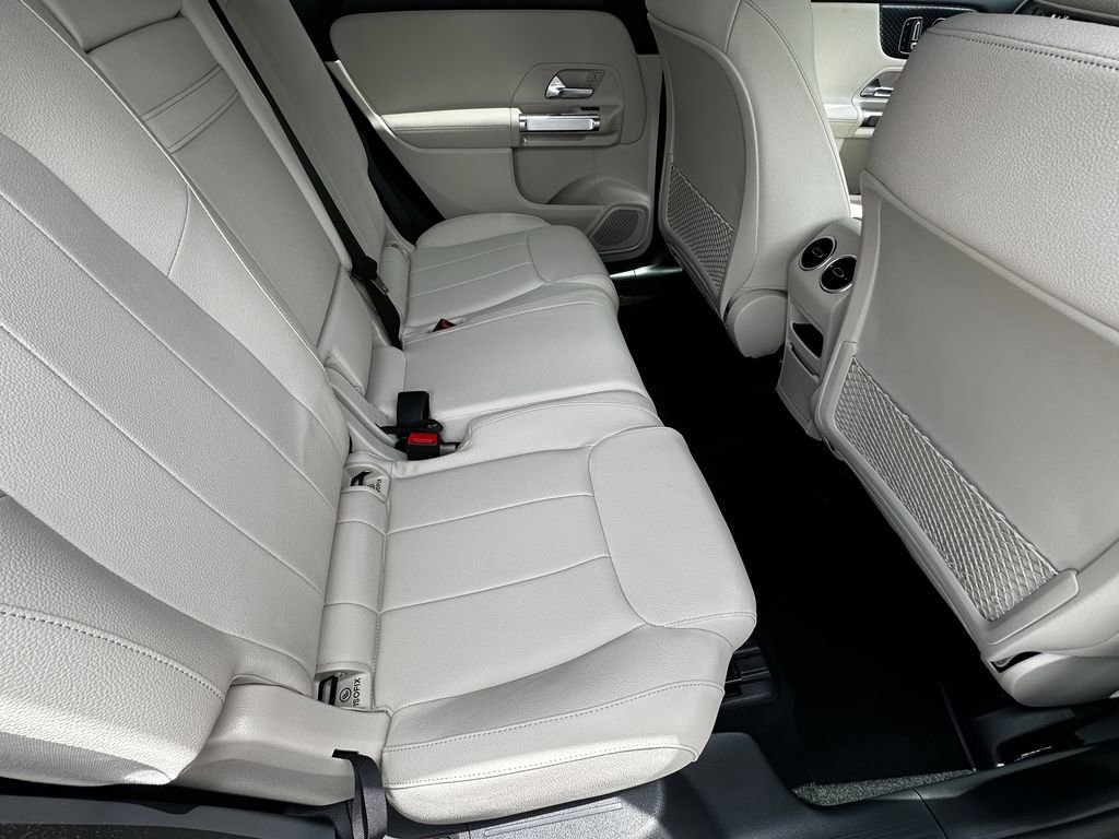 Certified 2025 Mercedes-Benz GLB 250 4MATIC image 17